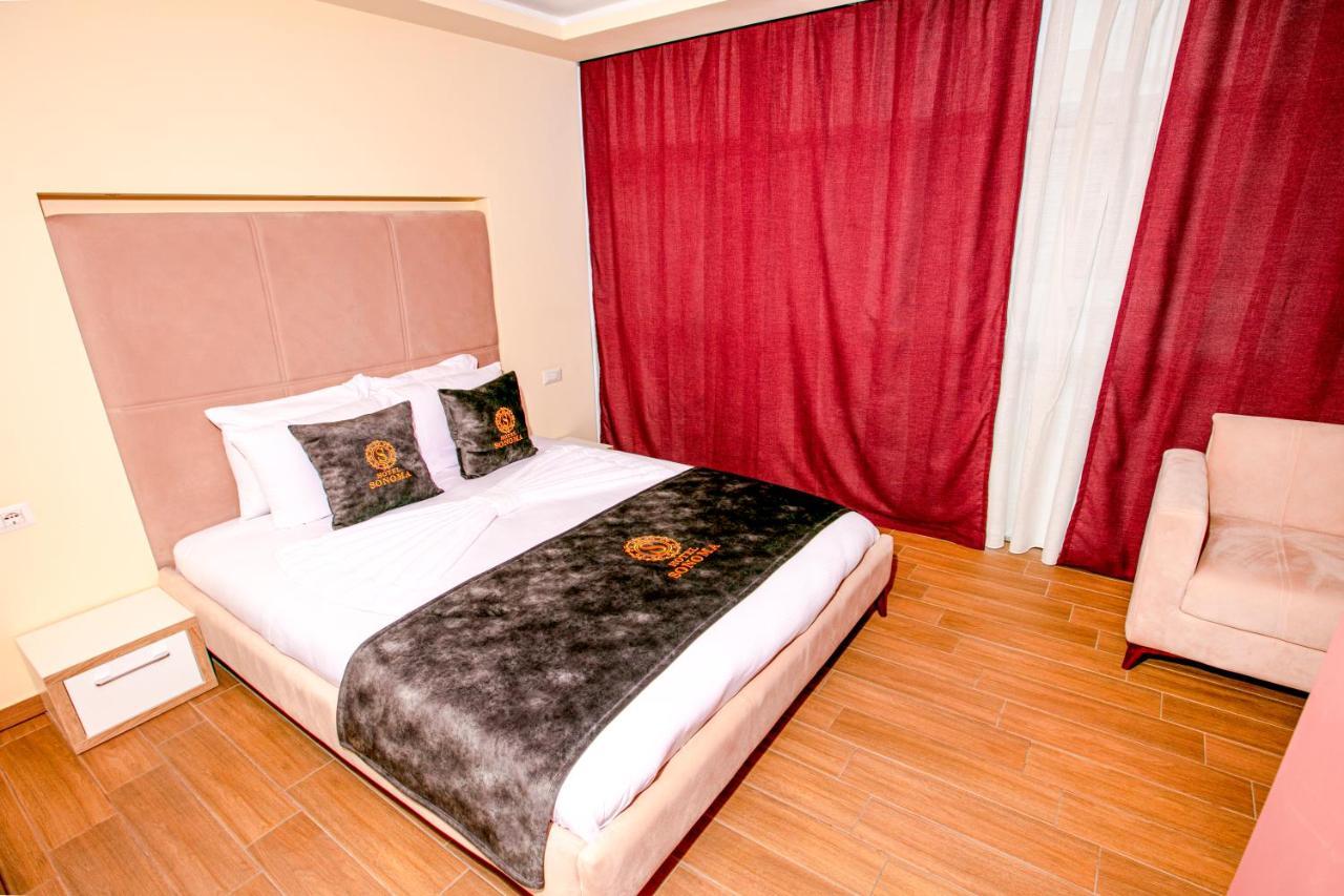 Hotel Sonoma Kosovo Polje Экстерьер фото