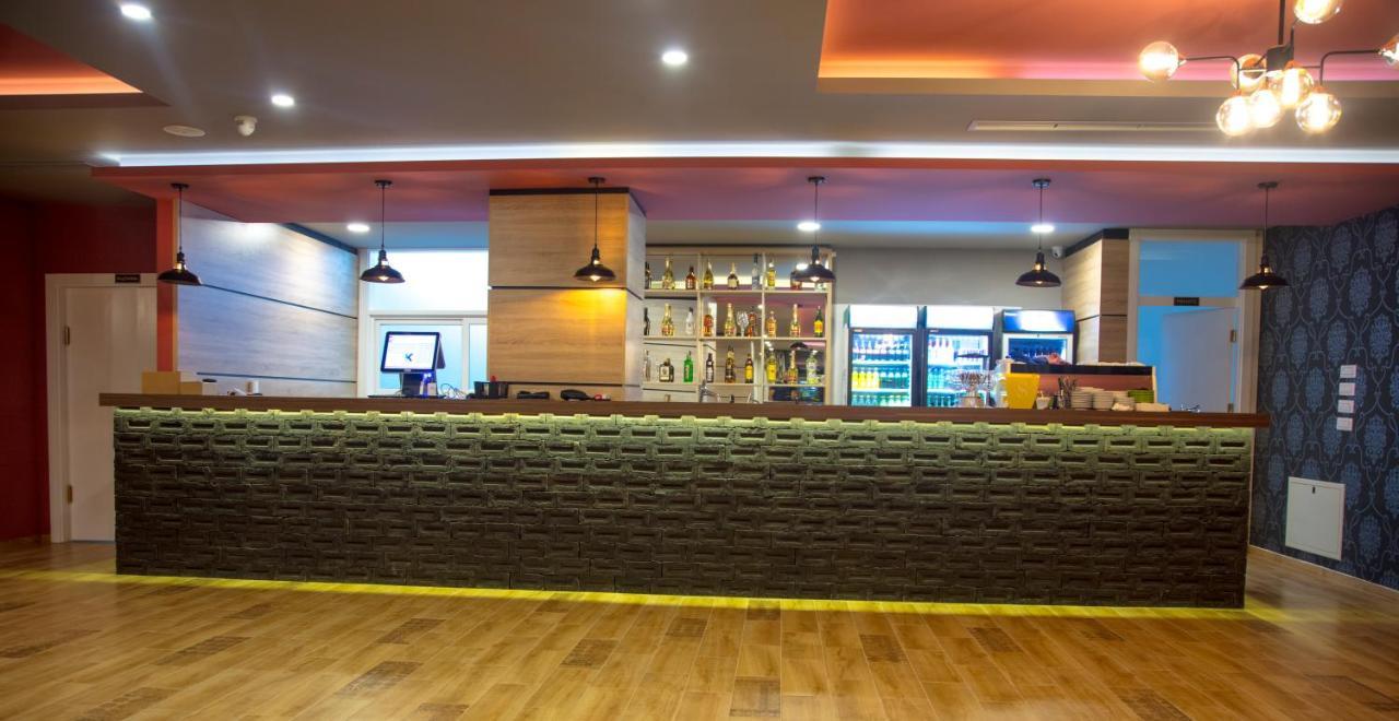 Hotel Sonoma Kosovo Polje Экстерьер фото
