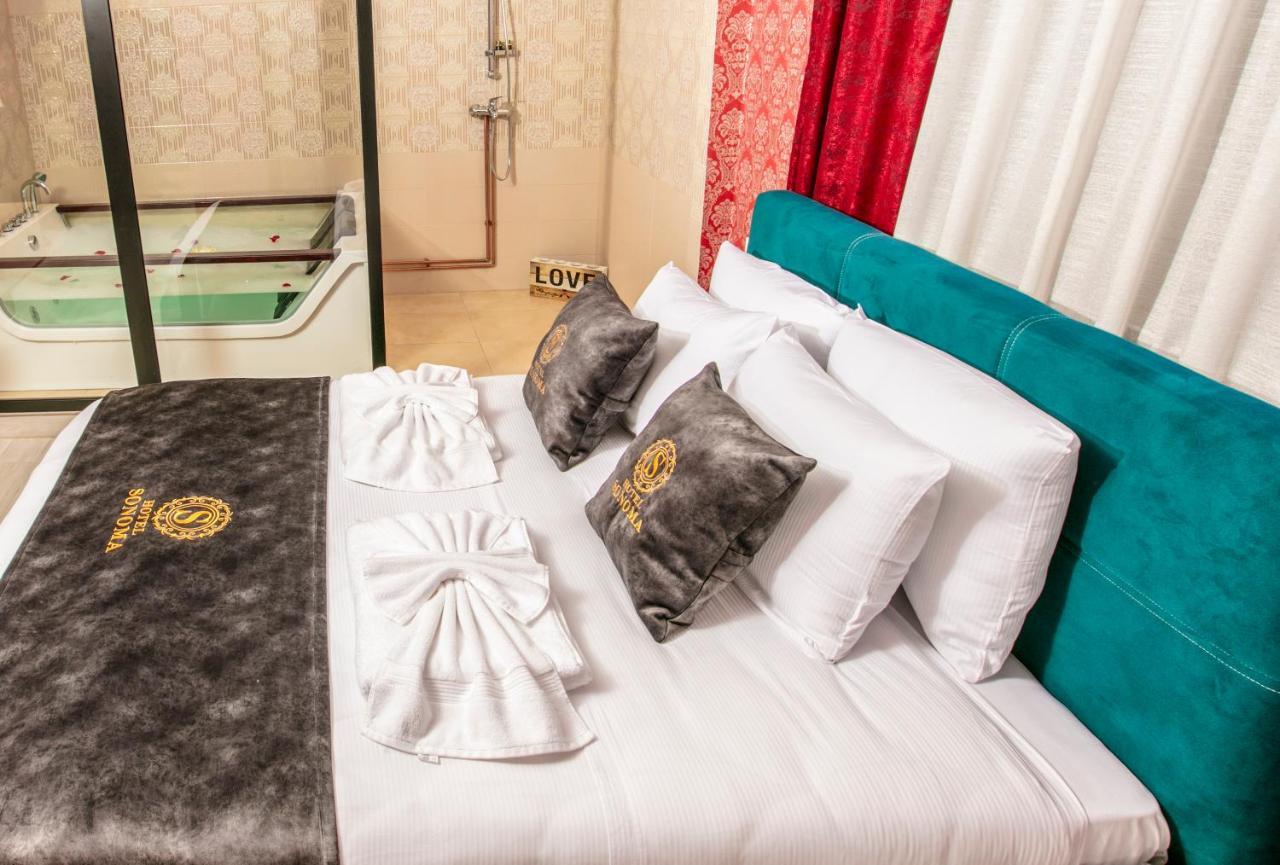 Hotel Sonoma Kosovo Polje Экстерьер фото