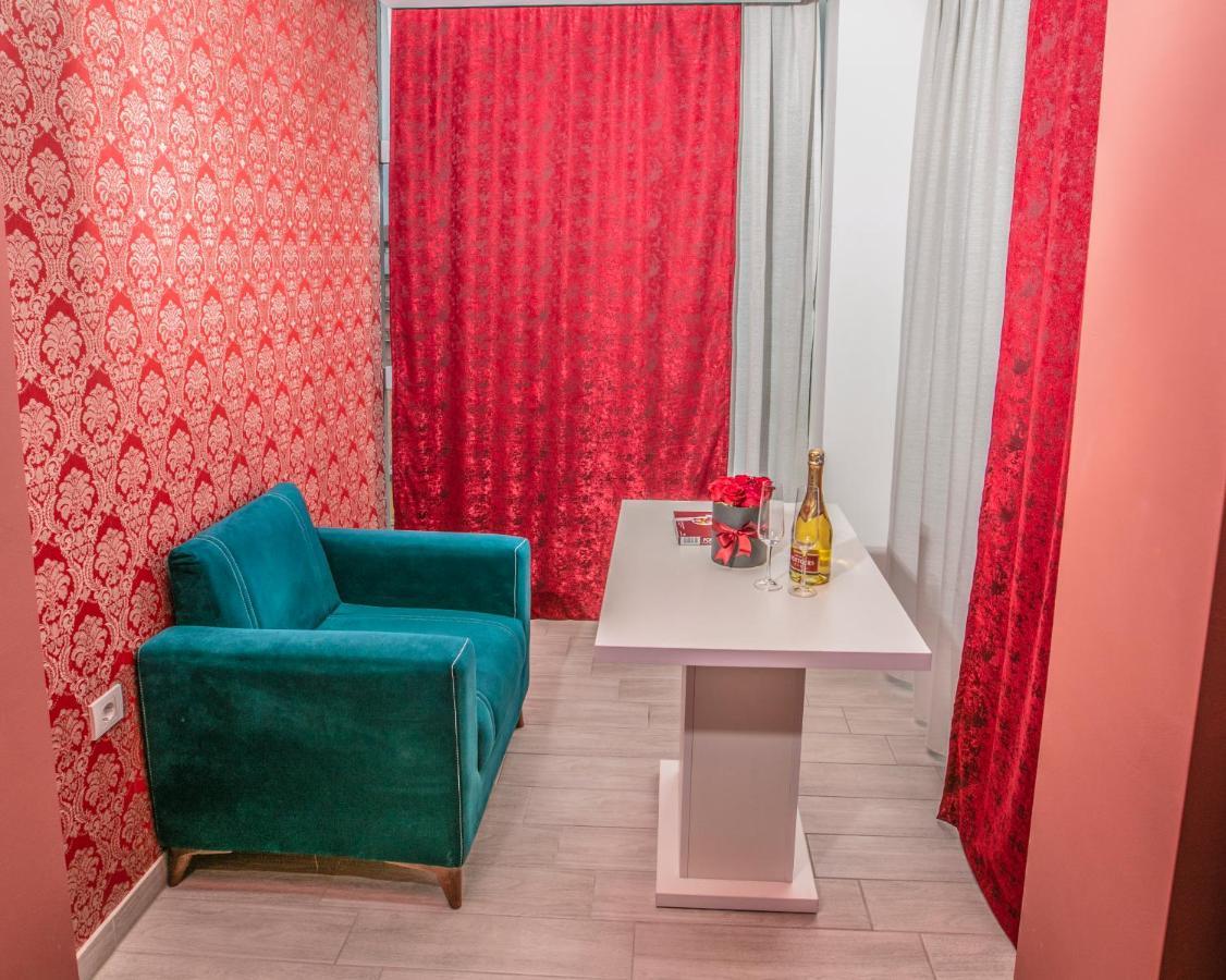 Hotel Sonoma Kosovo Polje Экстерьер фото